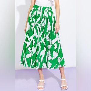 NWOT Flying Tomato Happy to Be Here Woven Green and White Full Skirt Size Small